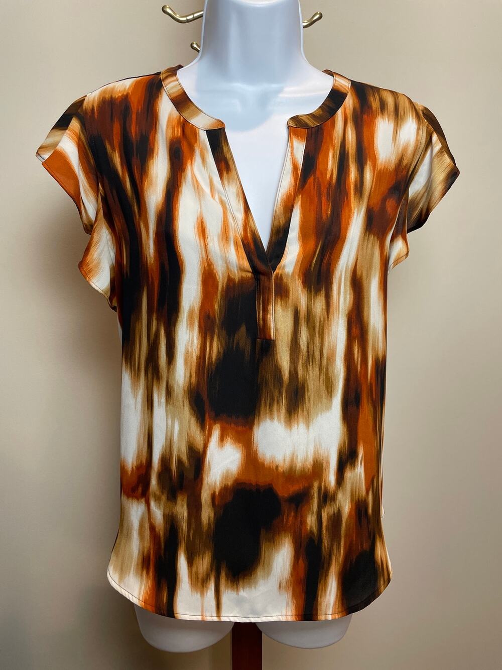 Calvin Klein Chiffon Top Size L Brown Red Abstract Flutter Sleeves